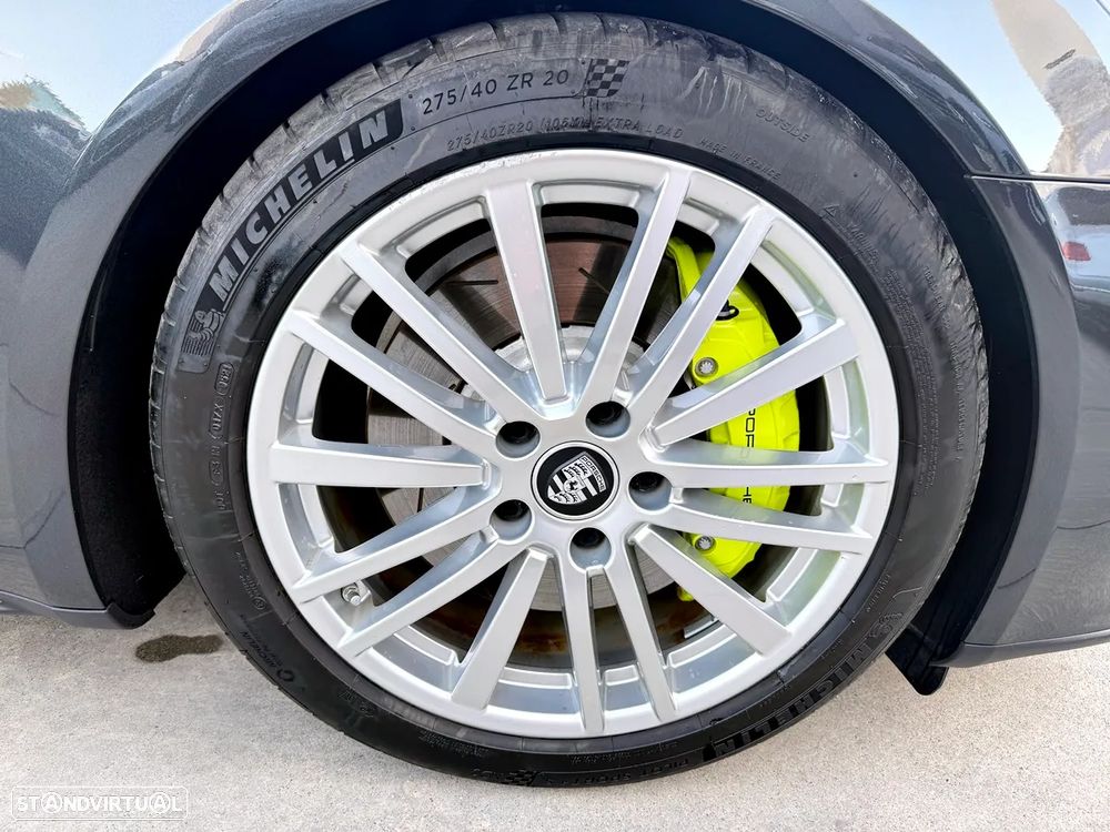Porsche Panamera 4 E-Hybrid Platinum Edition - 44