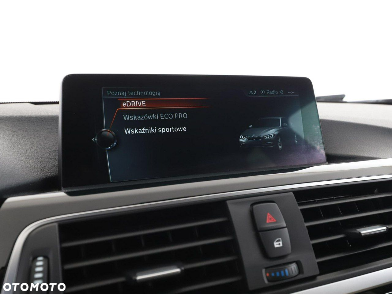 BMW Seria 3 330e Sport Line - 28