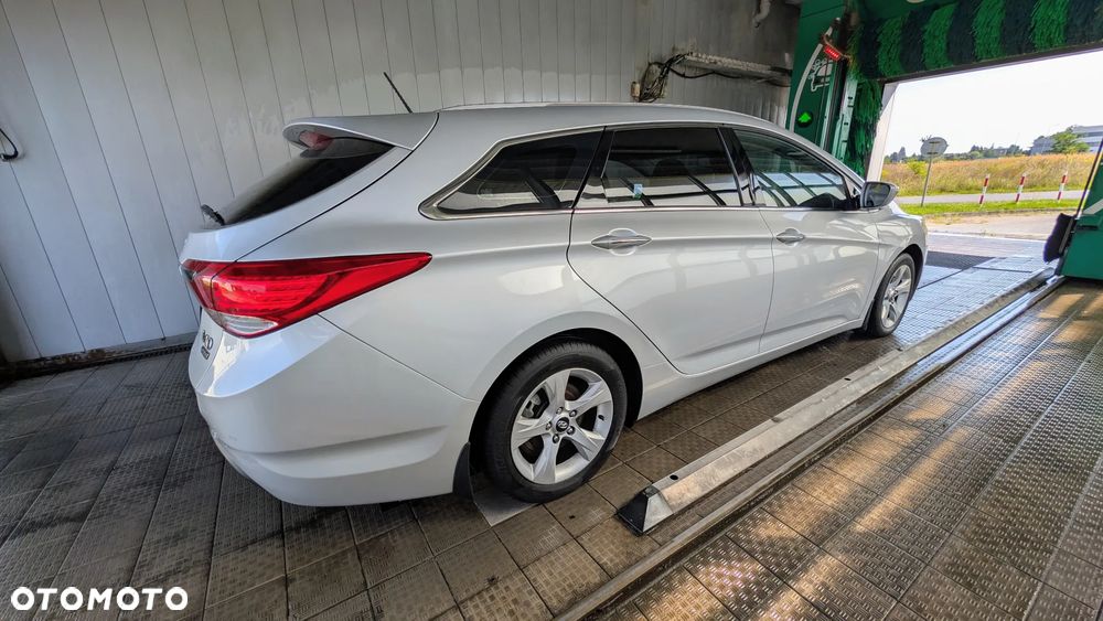 Hyundai i40 1.7 CRDi Comfort + - 7