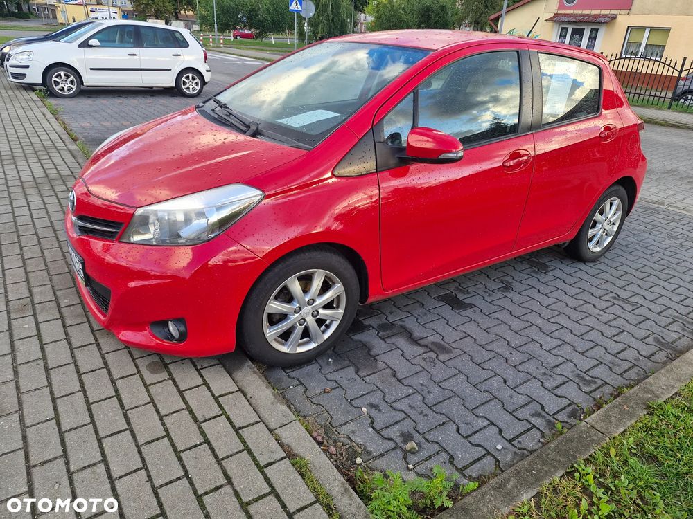Toyota Yaris 1.4 D-4D Premium - 2