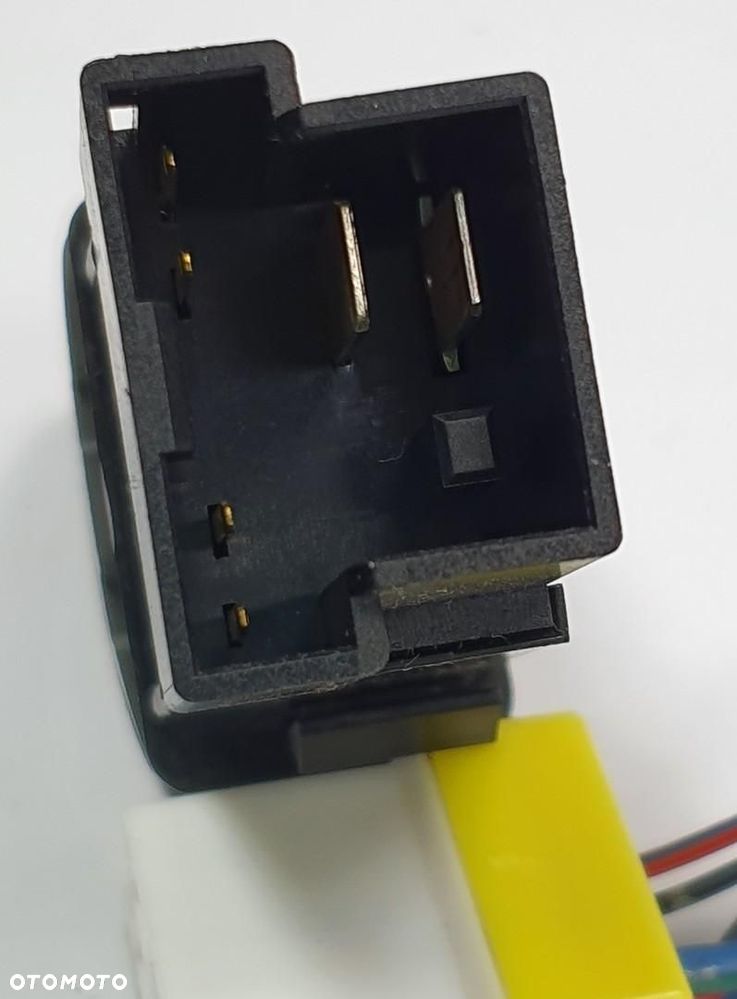 PRZYCISK PODGRZEWANIA SZYBY TYŁ NISSAN MICRA K11 - 3