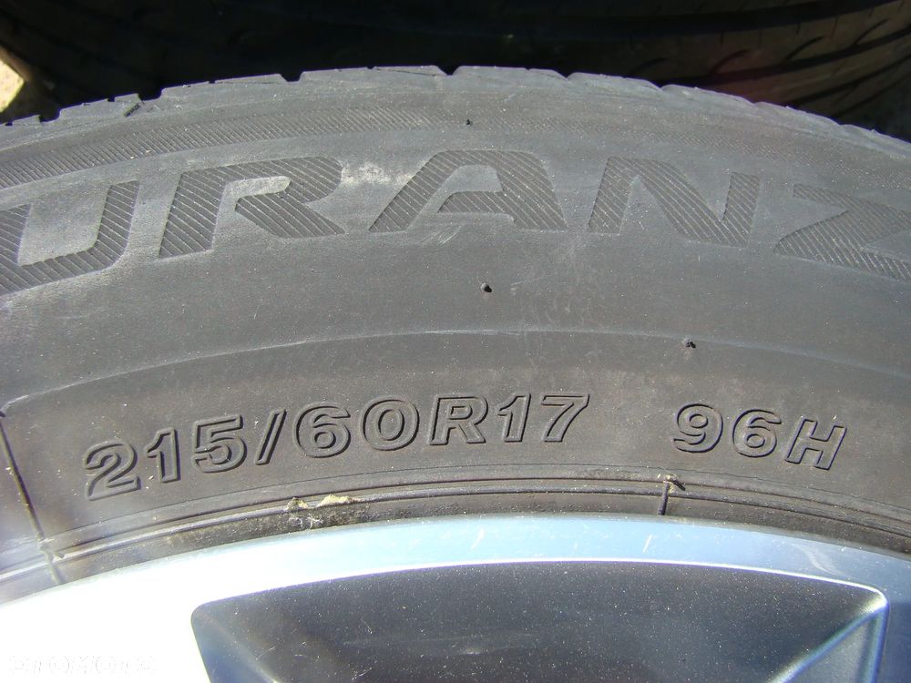 a307 5x114,3 Dacia Duster 7Jx17 opony letnie 215/60 R17 - 9