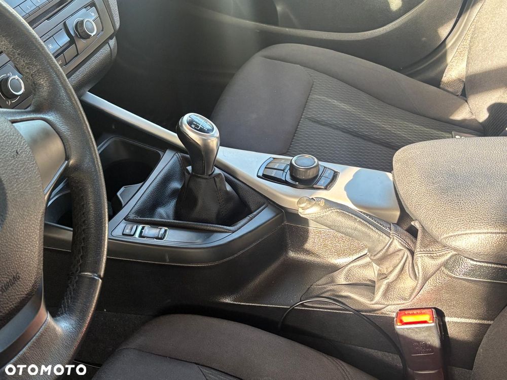 BMW Seria 1 116d DPF Edition Lifestyle - 18