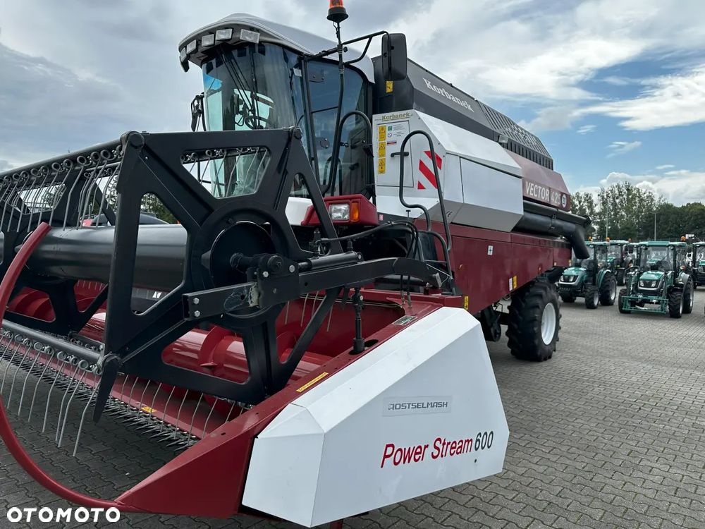 Rostselmash Vector 425 - 3