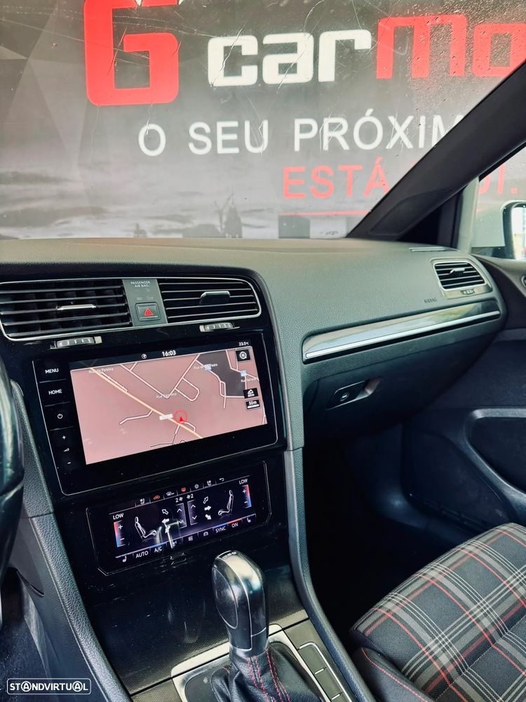 VW Golf 2.0 TSi GTI DSG - 9