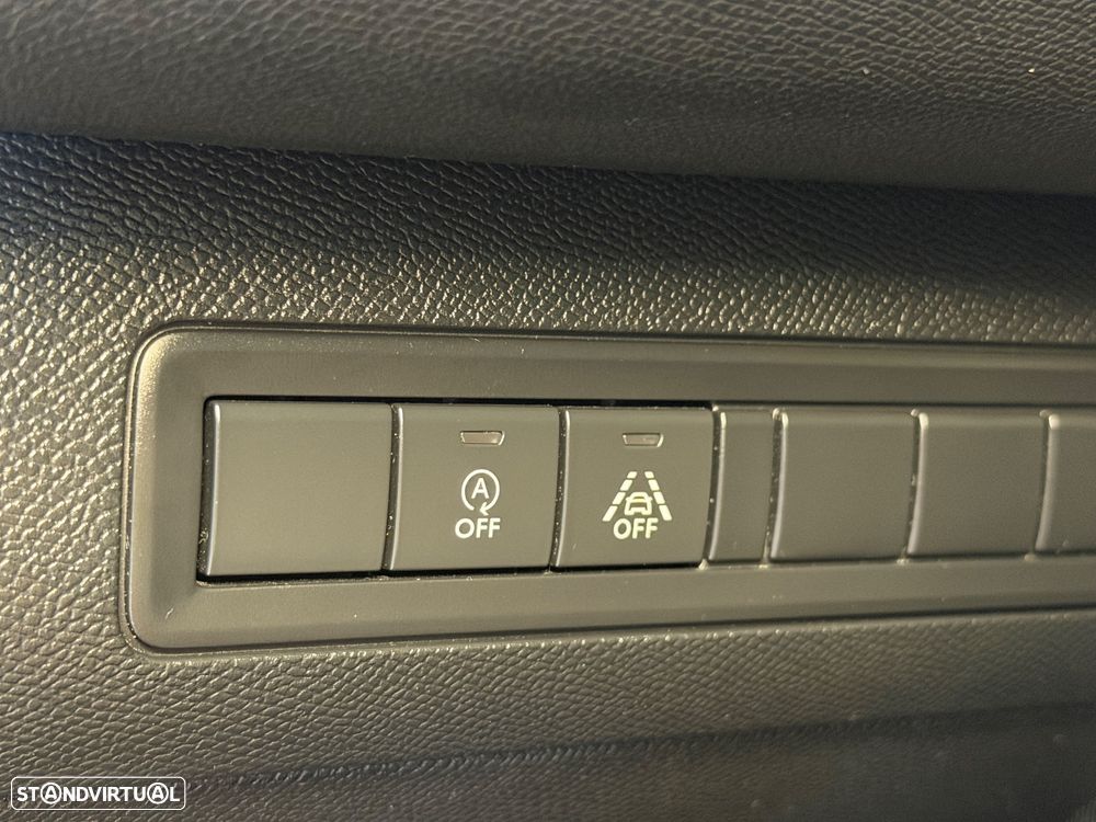 Peugeot 308 SW BlueHDi 130 Stop & Start Allure Pack - 28