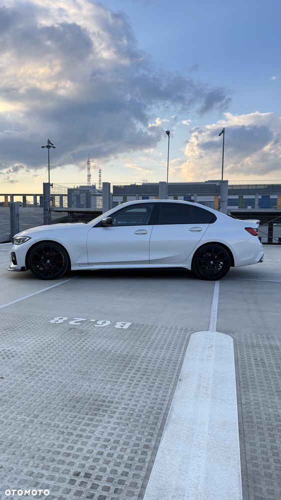 BMW Seria 3 318i - 8