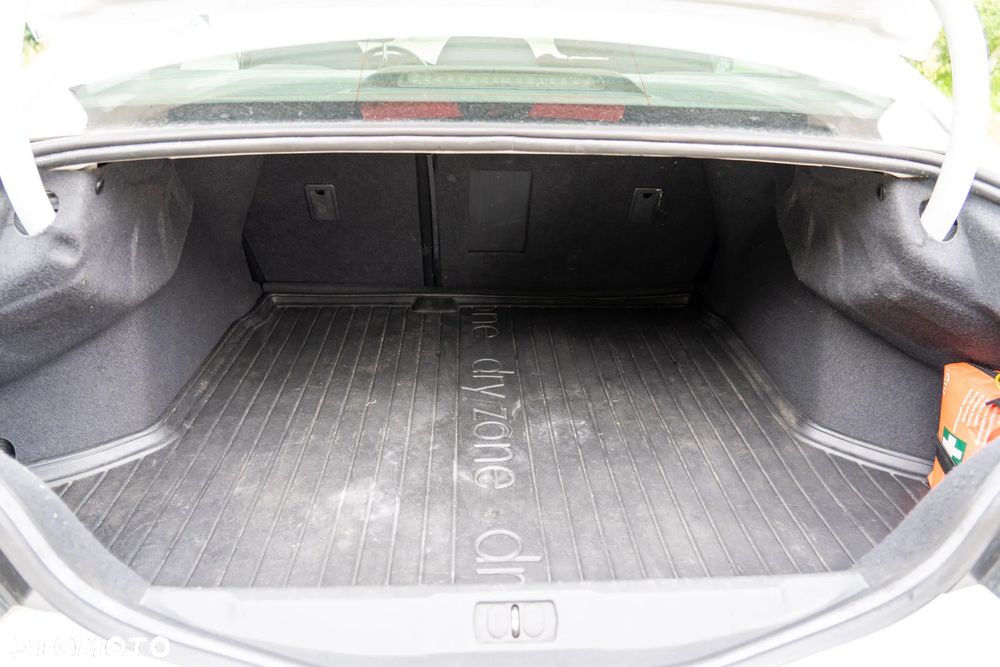 Peugeot 508 1.6 T Allure - 9
