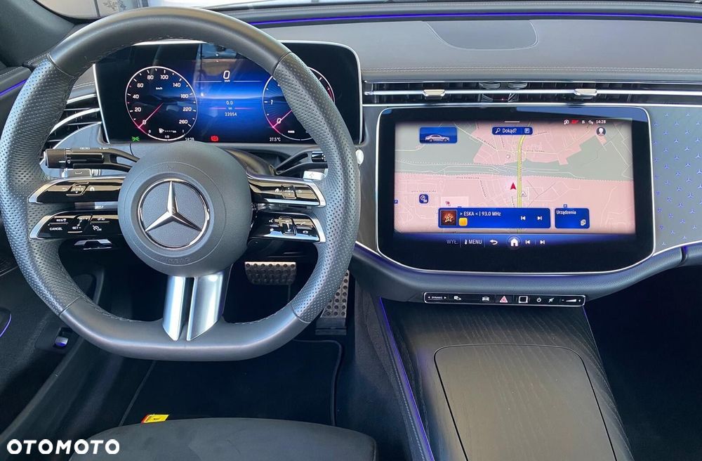 Mercedes-Benz Klasa E 220 d mHEV 4-Matic AMG 9G-Tronic - 17