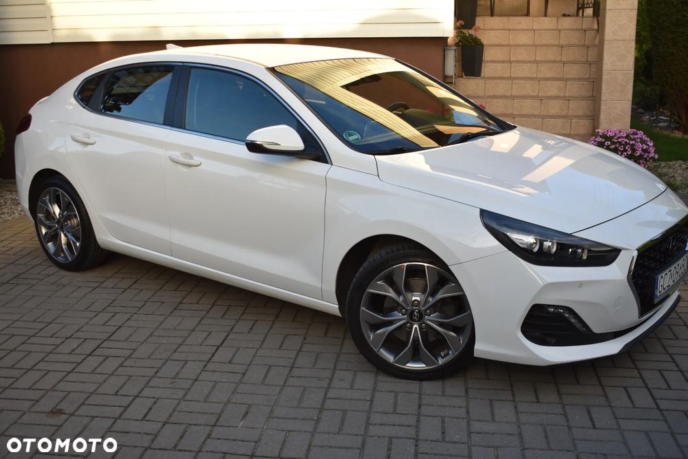Hyundai i30 1.4 T-GDI Premiere Style - 6