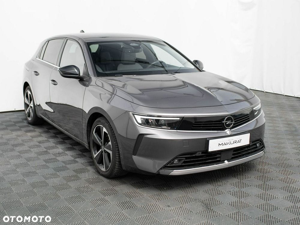Opel Astra 1.2 T Elegance S&S - 4