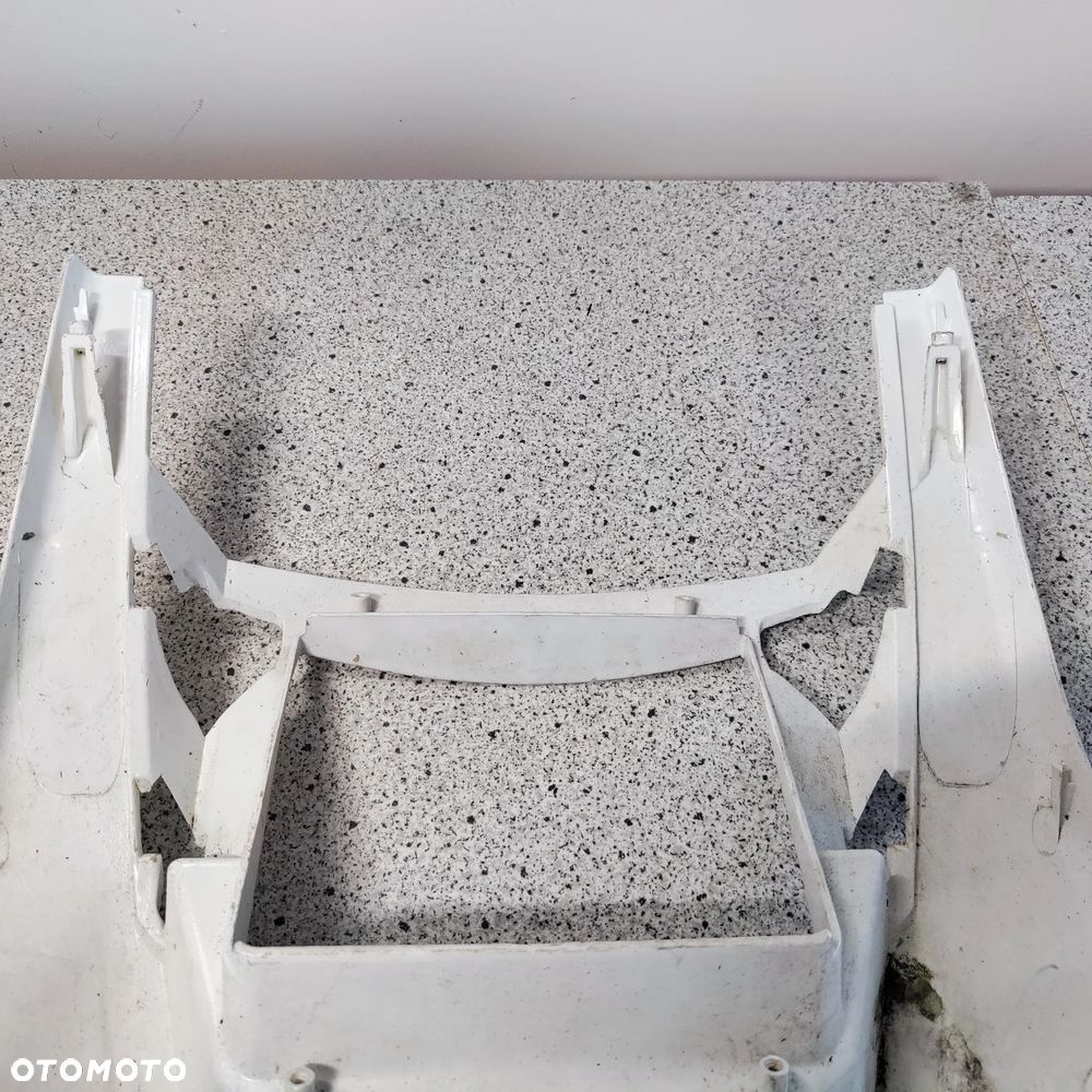 Czacha, czasza, owiewka przód, osłona lampy Derpi GP1 - 15