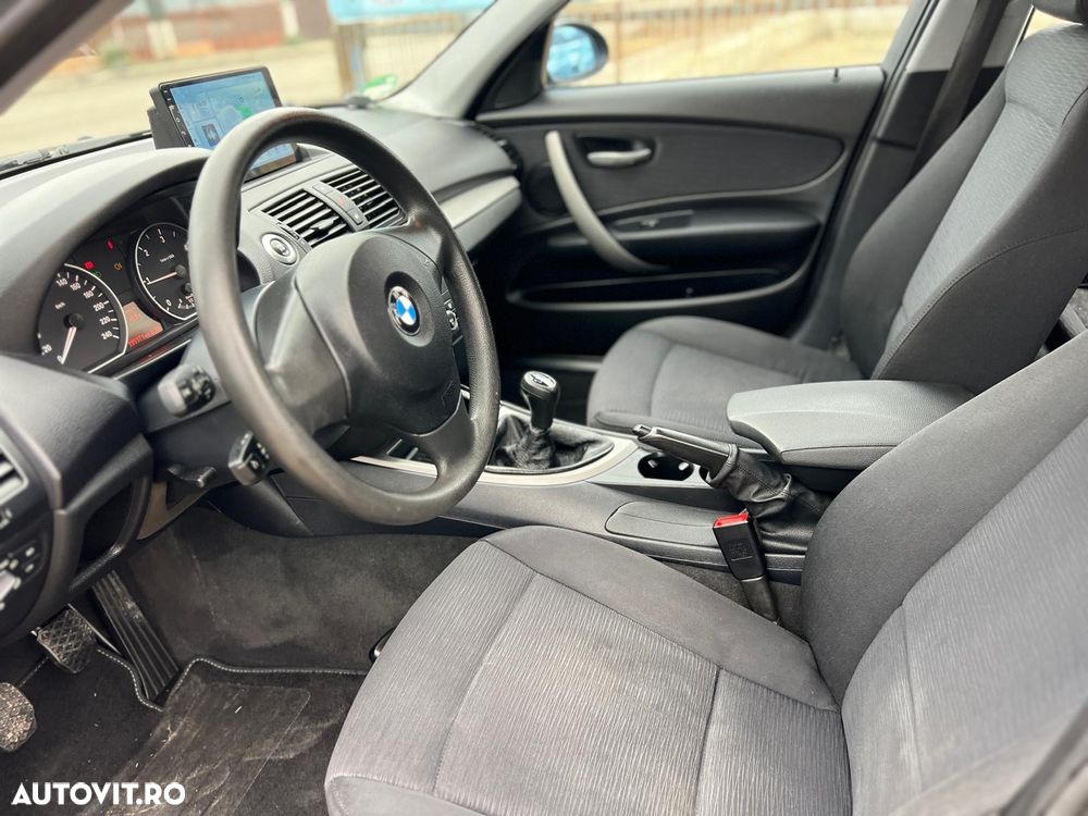 BMW Seria 1 118d - 9
