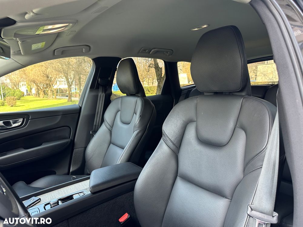Volvo XC 60 B4 MHEV AT8 FWD Inscription - 21