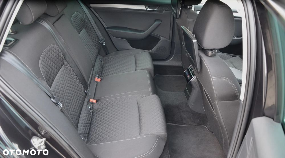 Skoda Superb 2.0 TDI Style - 22