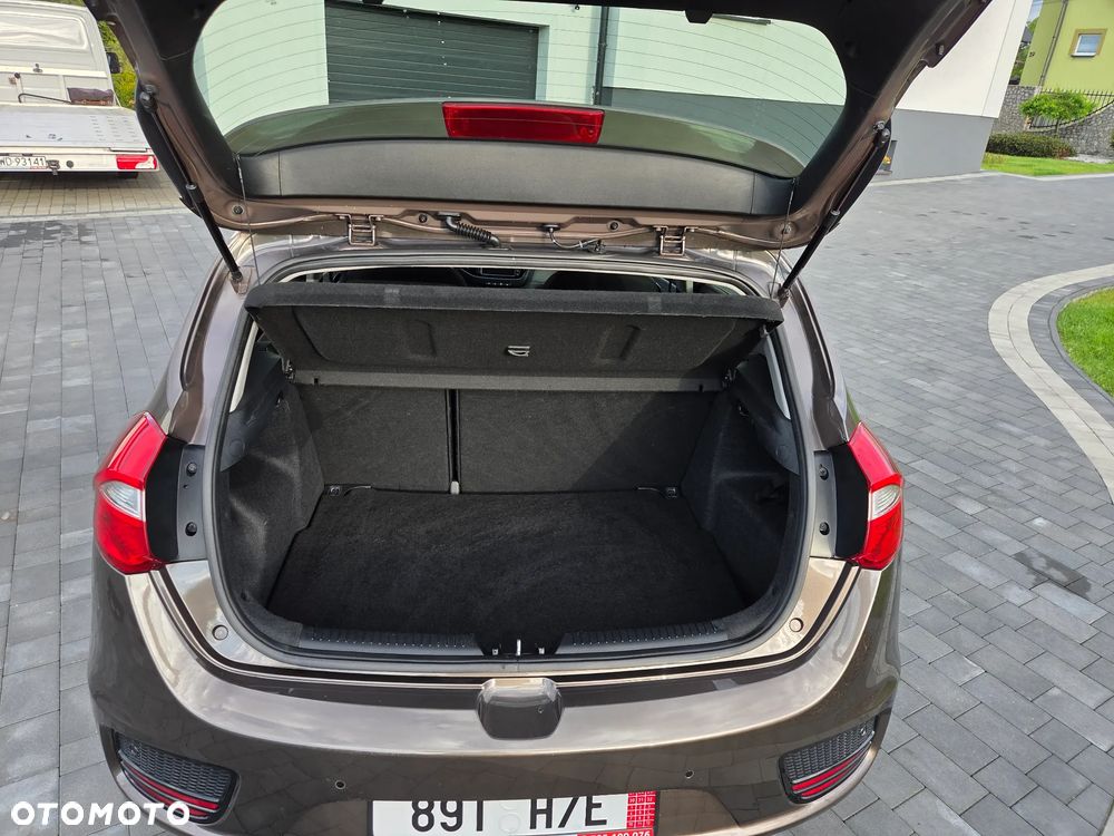 Kia Ceed 1.6 GDI ISG Platinum Edition - 24