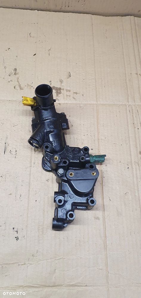 Obudowa termostatu termostat Citroen C3 I 1.1 8V 9654775080 - 1