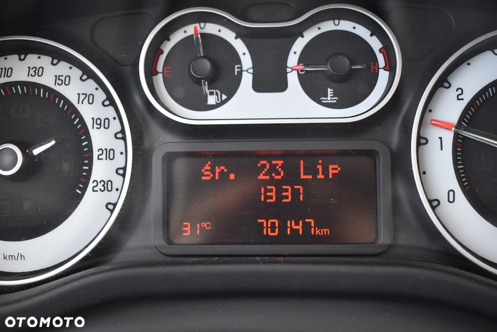 Fiat 500L - 28