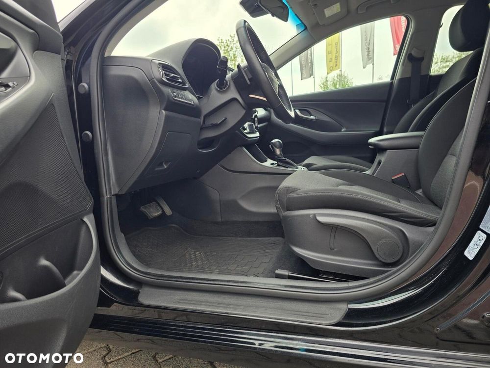 Hyundai i30 1.5 T-GDI 48V Smart DCT - 13