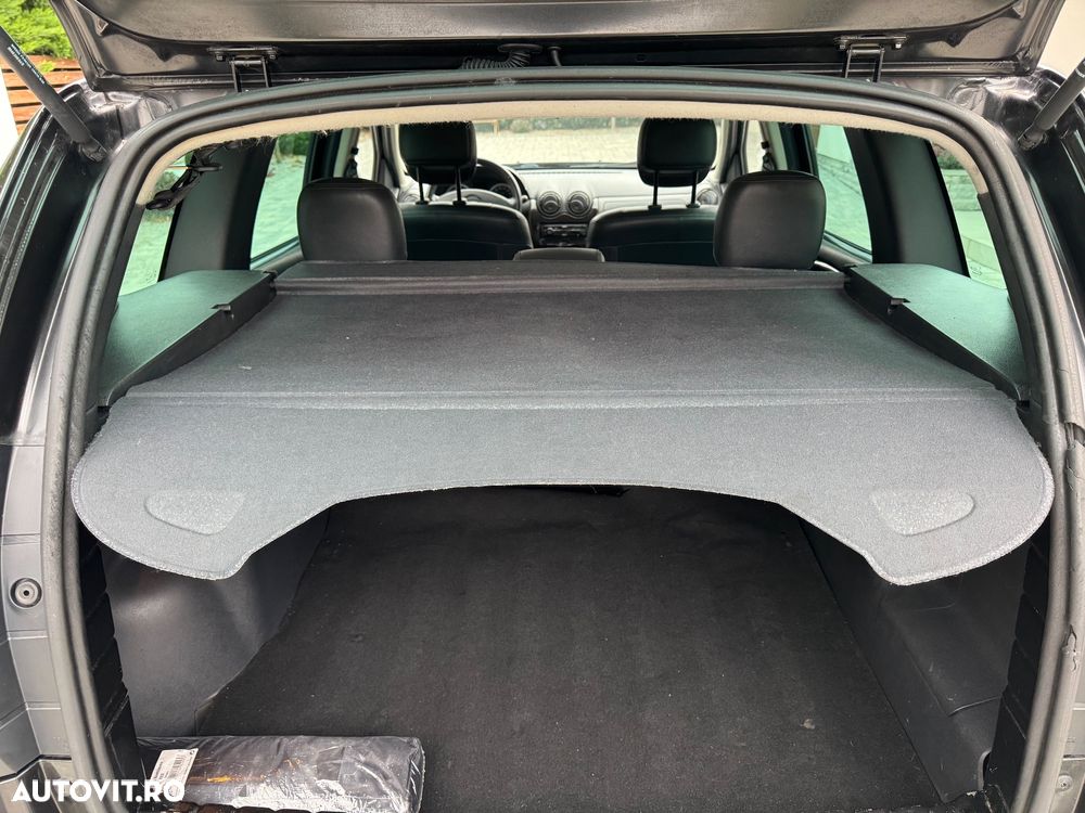 Dacia Duster 1.5 dCi 4x2 Laureate - 14