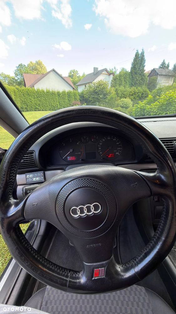 Audi A4 Limousine 1.9 TDI - 24