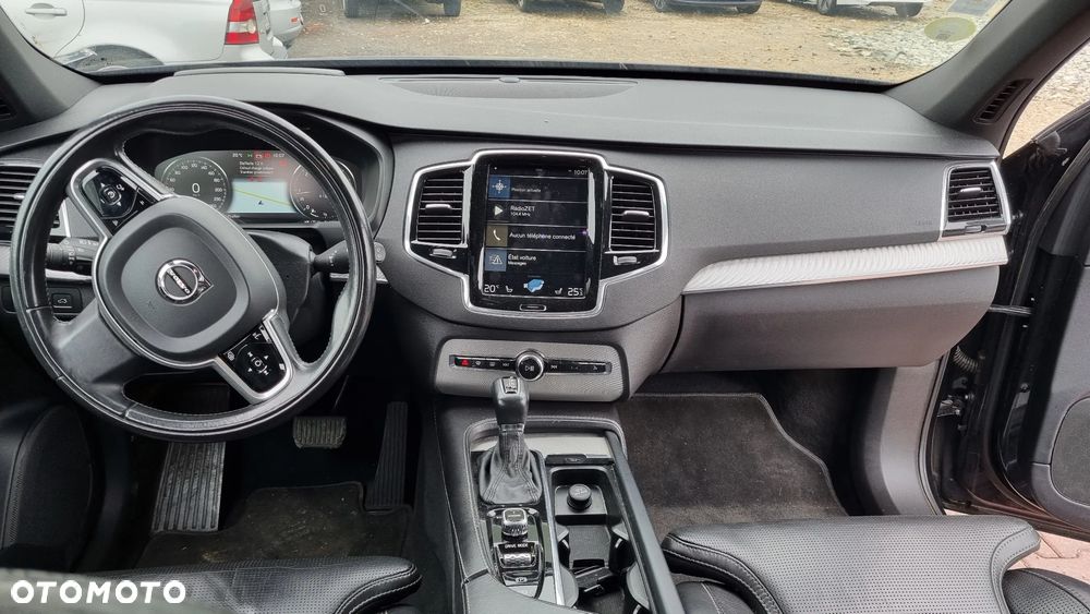 Volvo XC 90 - 30