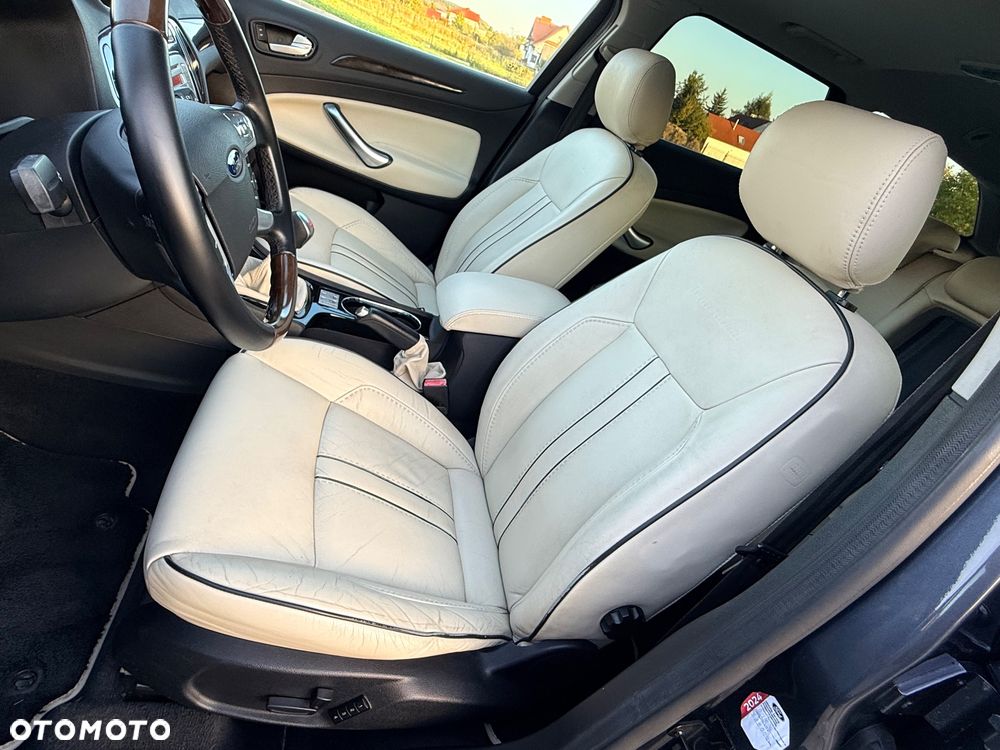 Ford Mondeo 2.5 Titanium S - 26