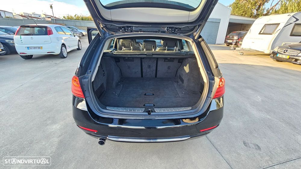 BMW 320 d Sport - 31
