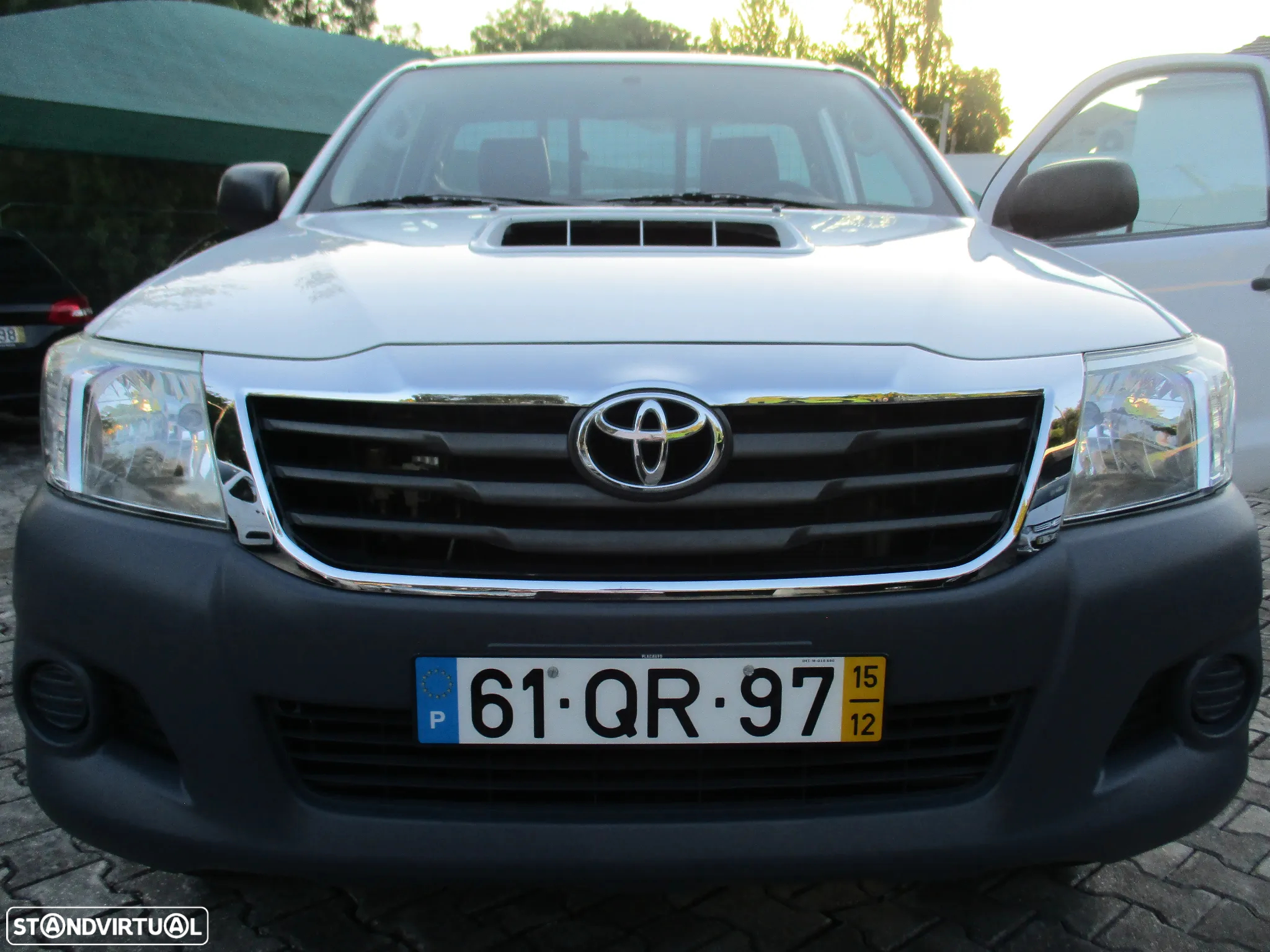Toyota HILUX - 3