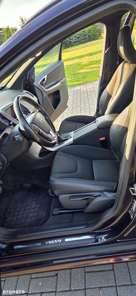 Volvo XC 60 D4 Geartronic Momentum - 14
