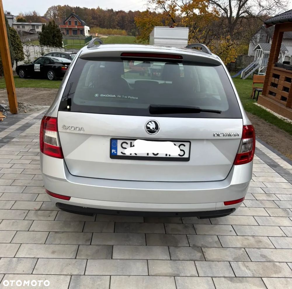 Skoda Octavia 1.6 TDI Ambition - 4