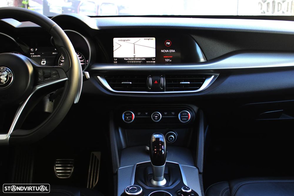 Alfa Romeo Stelvio 2.2 D Super AT8 - 19