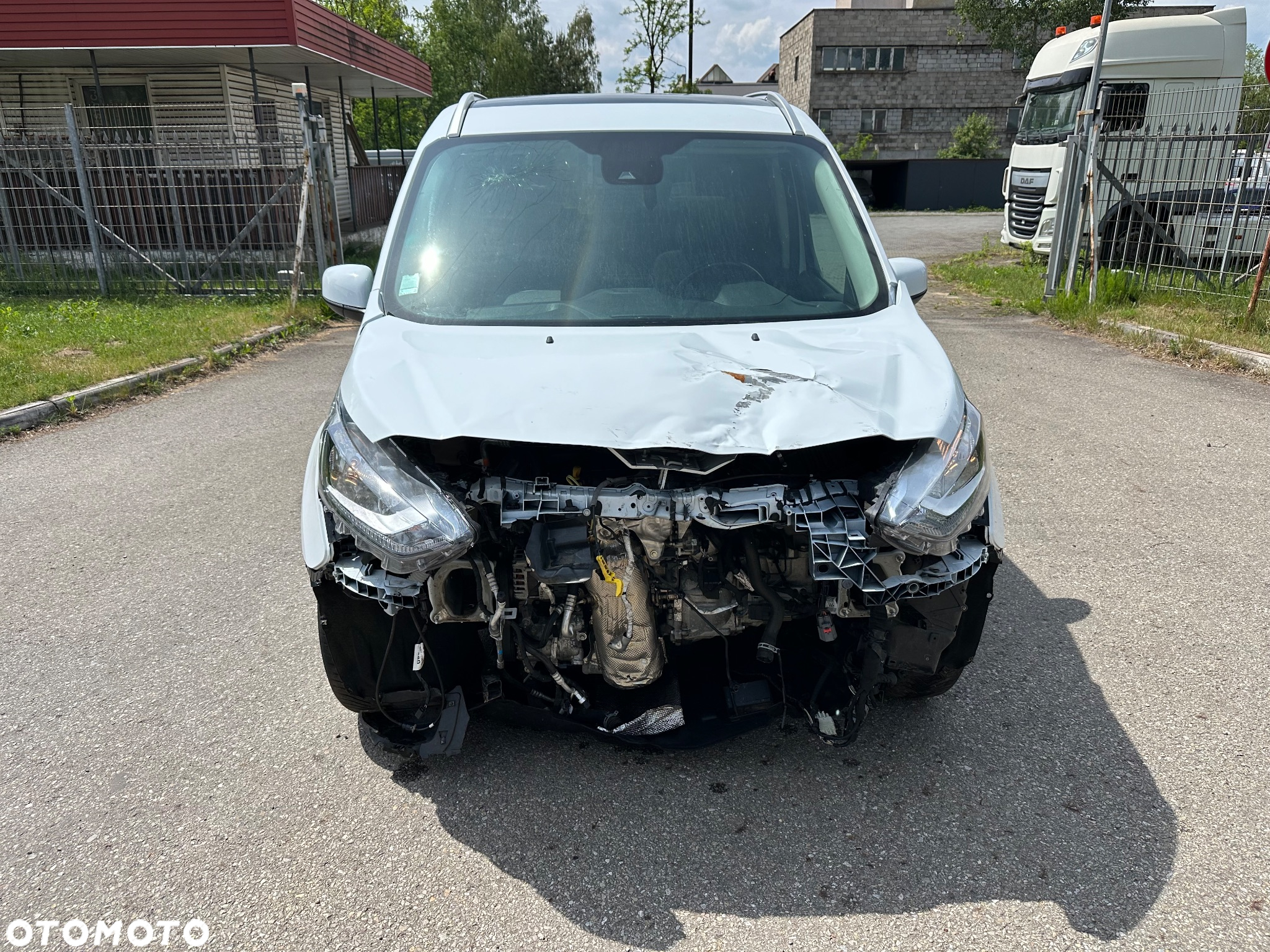 Ford Tourneo Connect Grand - 10