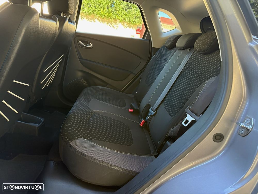 Renault Captur 1.5 dCi Exclusive - 13