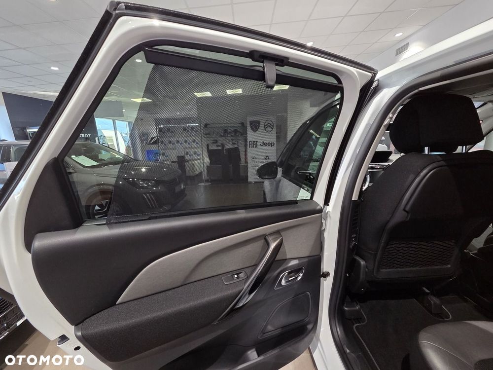 Citroën C4 Picasso 1.2 PureTech Shine S&S - 12