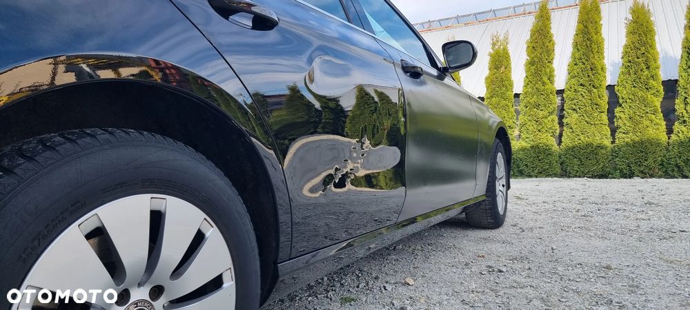 Mercedes-Benz Klasa E 200 d 9G-TRONIC - 12