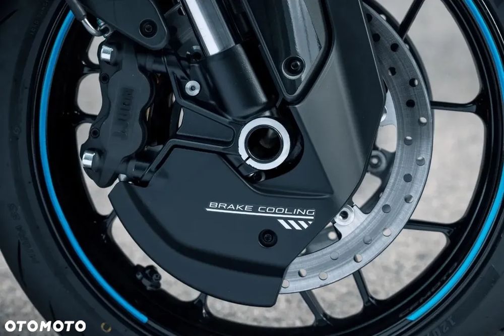 CFMoto 675NK - 10