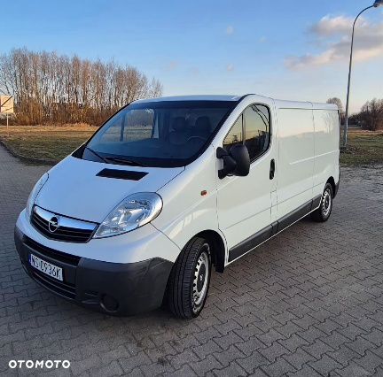 Opel Vivaro - 8