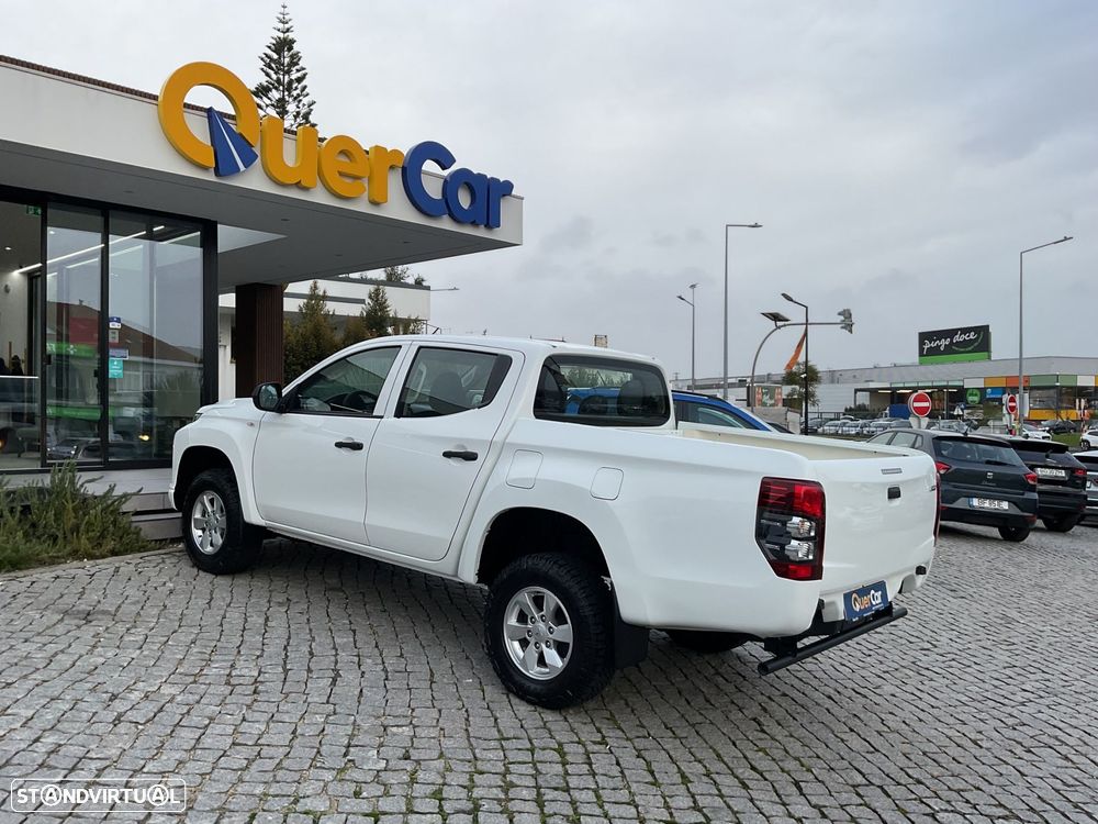 Mitsubishi L200 2.3 DI-D CD Invite Strakar Look 4WD - 4