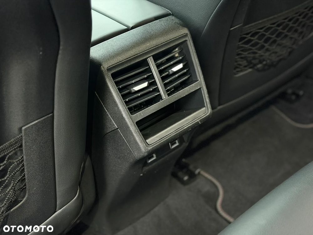 DS Automobiles DS 7 Crossback 1.6 PureTech Performance Line + - 37