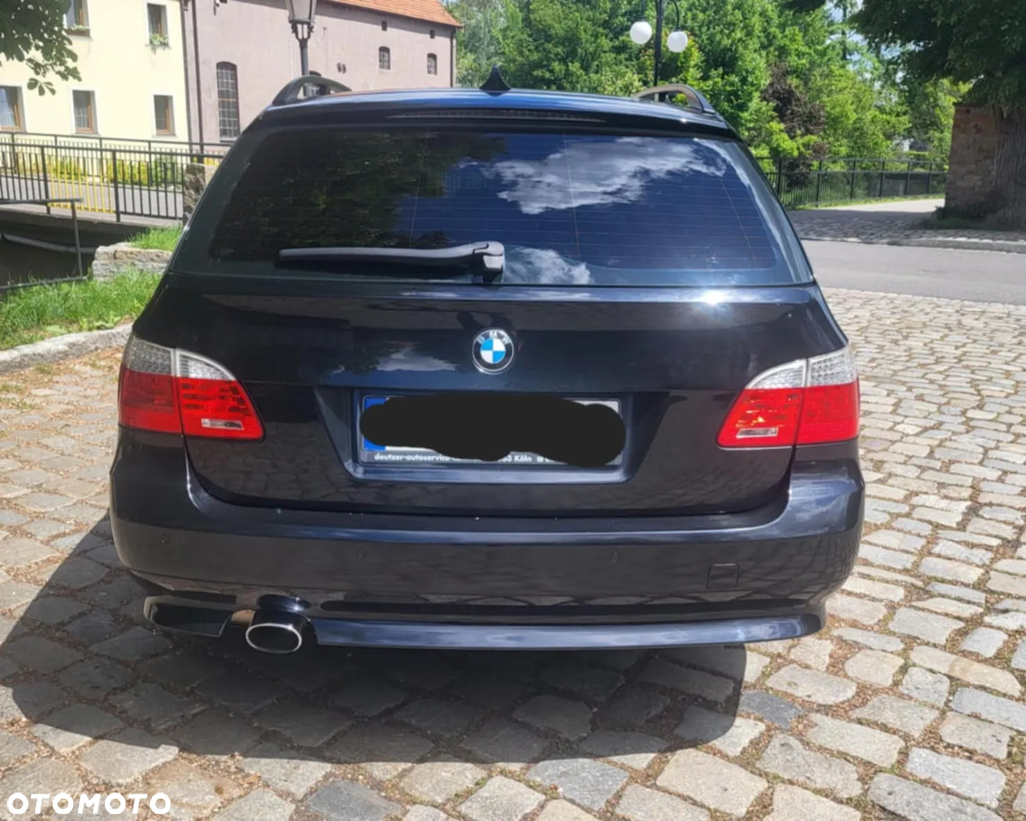 BMW Seria 5 520d Touring Edition Exclusive - 3