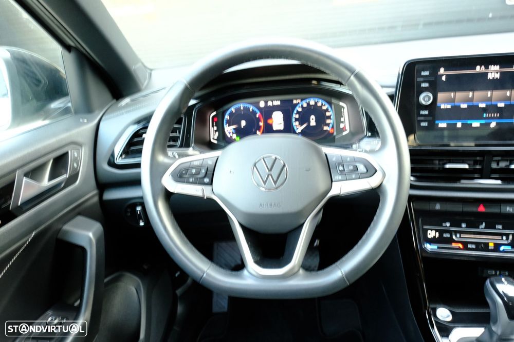 VW T-Roc 1.5 TSI Black Style DSG - 15