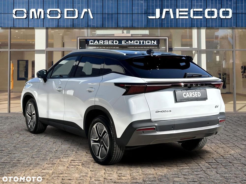 Omoda E5 - 4