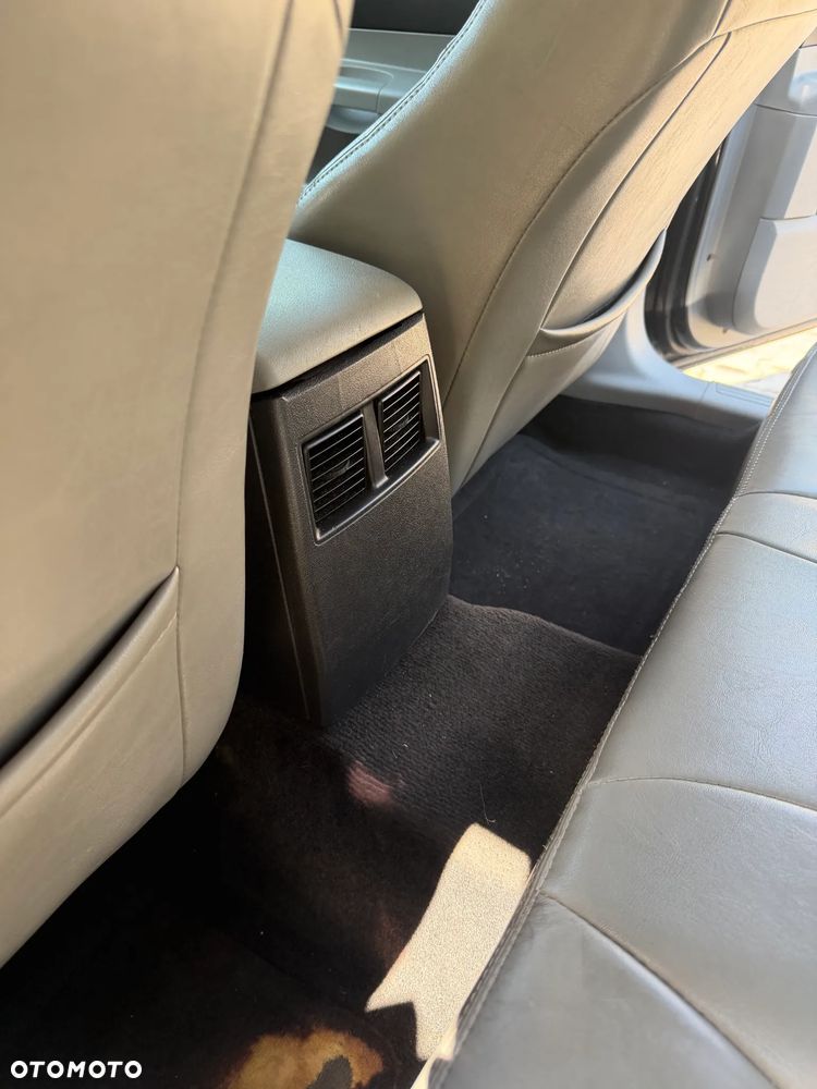 Dodge Charger 5.7 V8 RT - 11