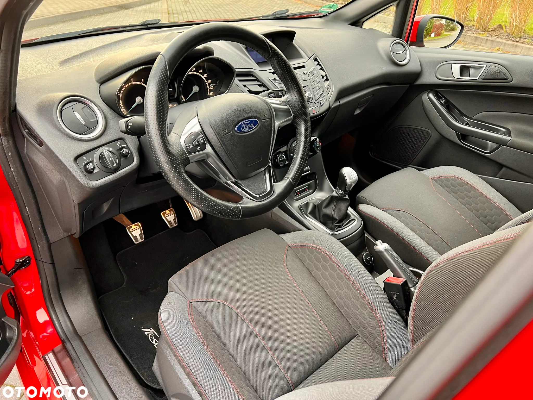 Ford Fiesta 1.0 EcoBoost S&S ST-LINE Red - 19