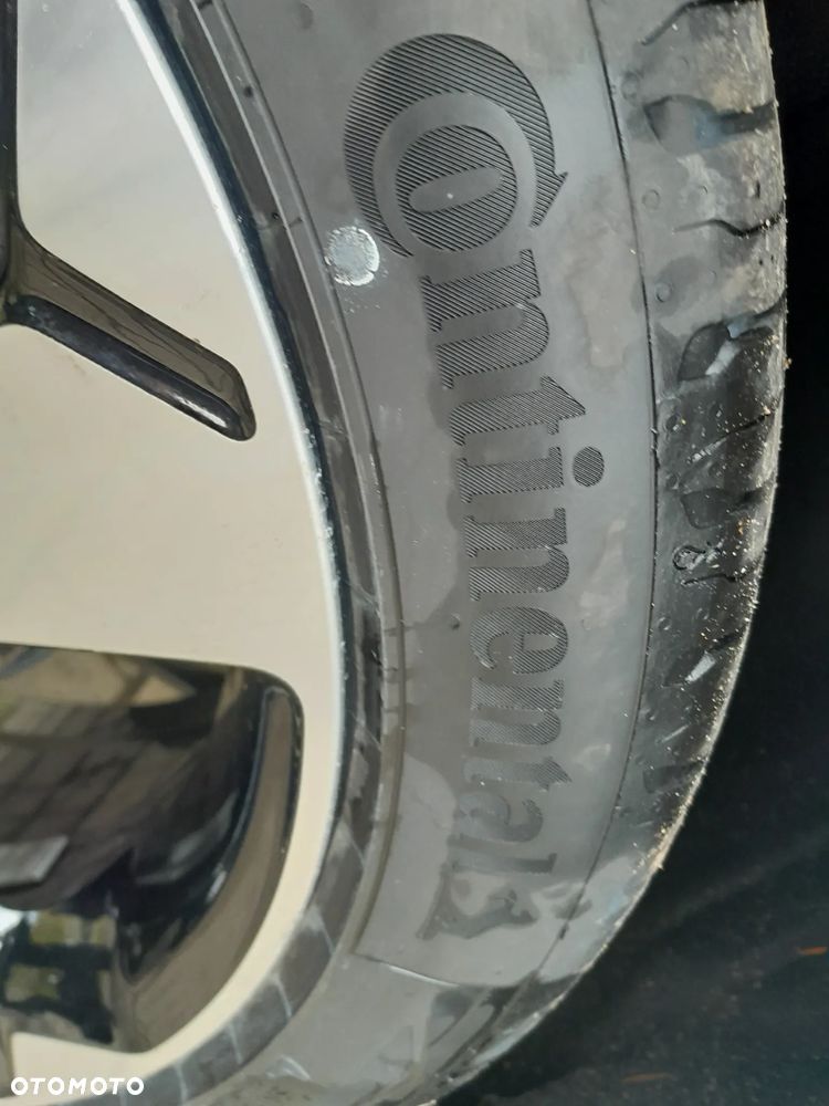 Ford Fiesta 1.0 EcoBoost S&S ACTIVE COLOURLINE - 26