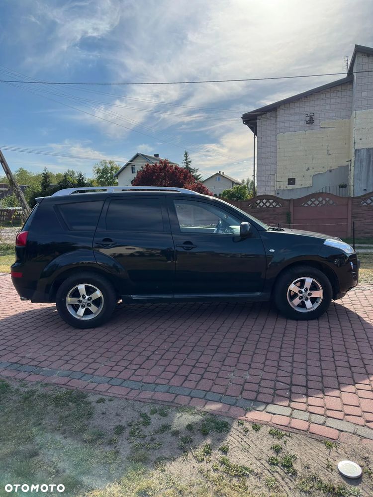 Peugeot 4007 HDI FAP 7-Sitzer Platinum - 7