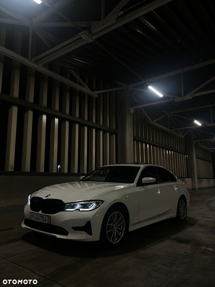 BMW Seria 3 320d Sport Line Shadow - 3