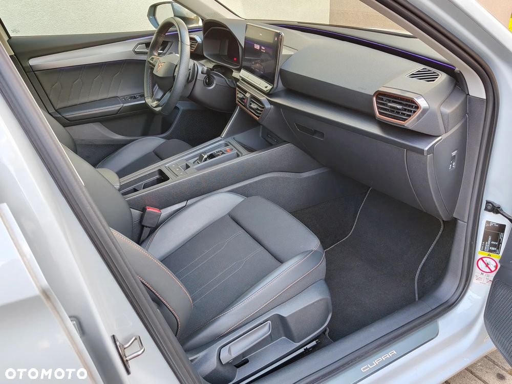 Cupra Leon 1.5 eTSI mHEV DSG - 32