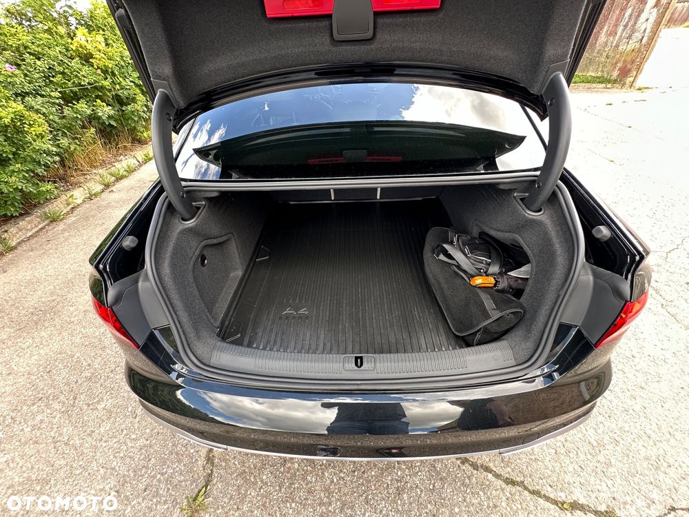 Audi A4 Limousine 40 TFSI mHEV Quattro S Line S tronic - 9